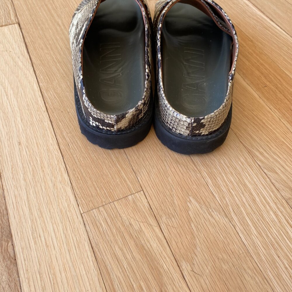 Ganni Python Slides - image 4